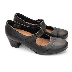 Clarks Black Leather Mary Jane Comfort Heels – Size US 7 / EU 37.5